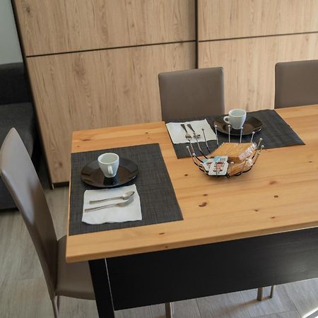 Apartment Milan Near Metro-M5 Kültér fotó