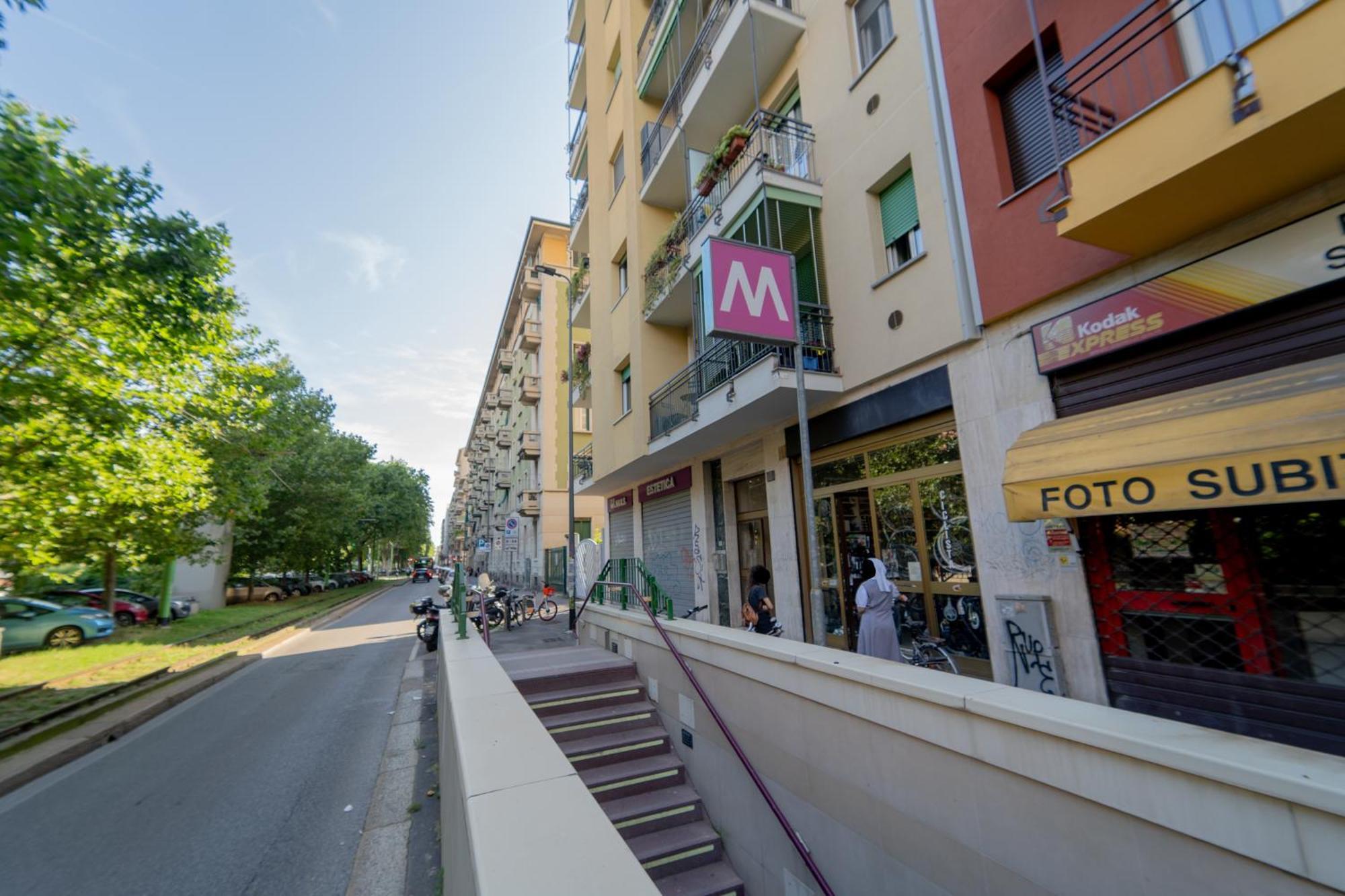 Apartment Milan Near Metro-M5 Kültér fotó