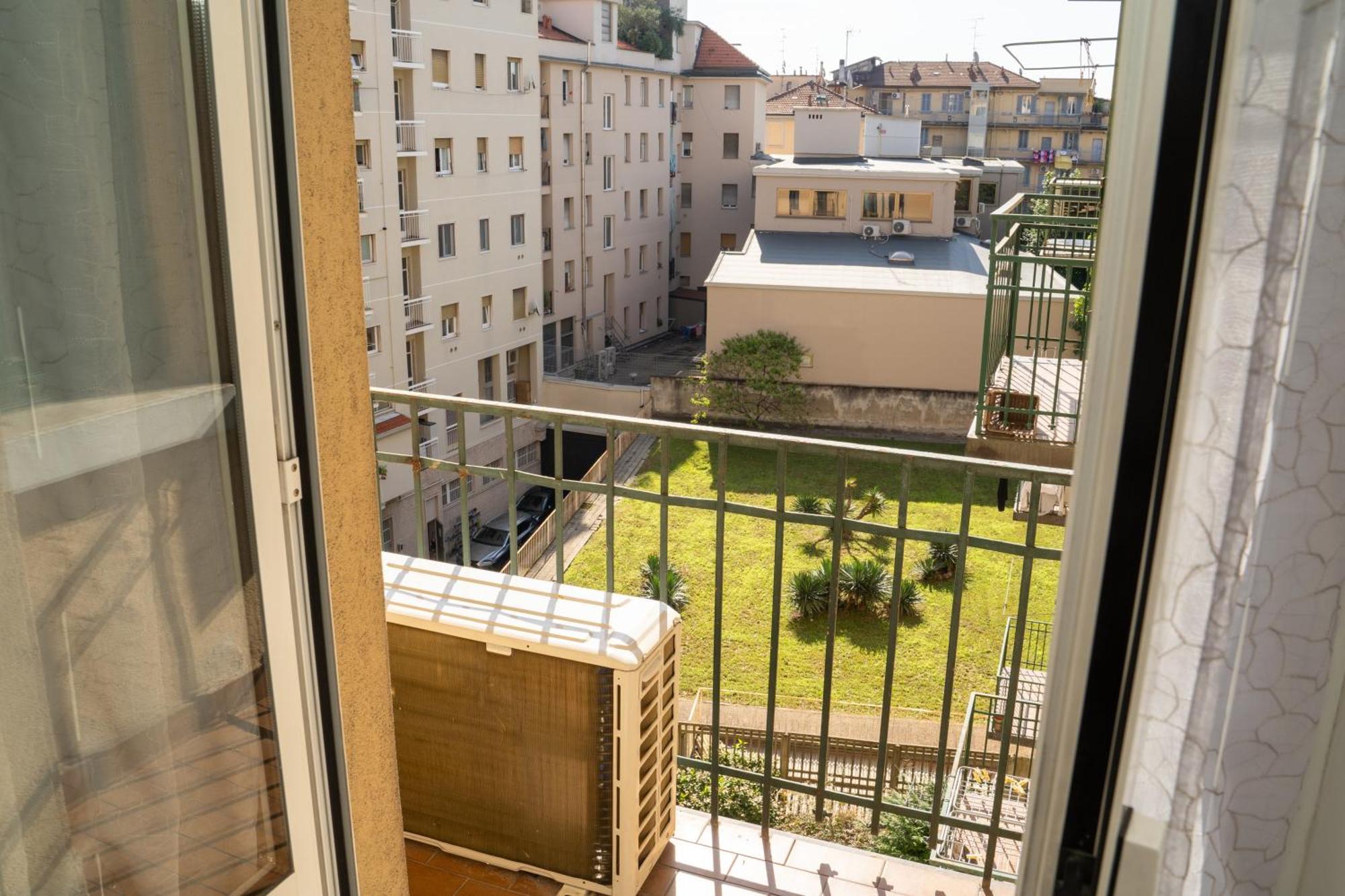 Apartment Milan Near Metro-M5 Kültér fotó